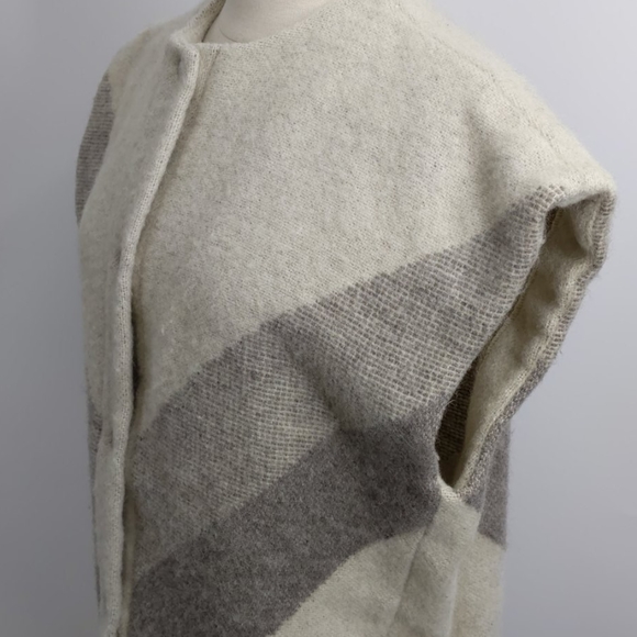 Alafoss Icewool woven vest-sz one size - Picture 3 of 7